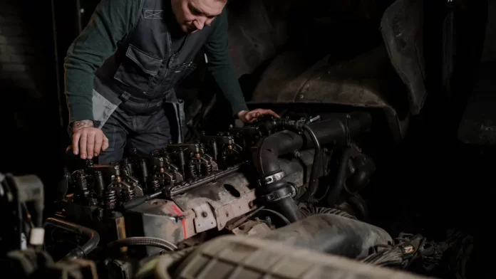 asco-eq.pl-046-jak-przygotowac-sie-do-pierwszego-serwisu-maszyny-bobcat-po- asco-eq.pl - 046-jak-przygotowac-sie-do-pierwszego-serwisu-maszyny-bobcat-po-.webp